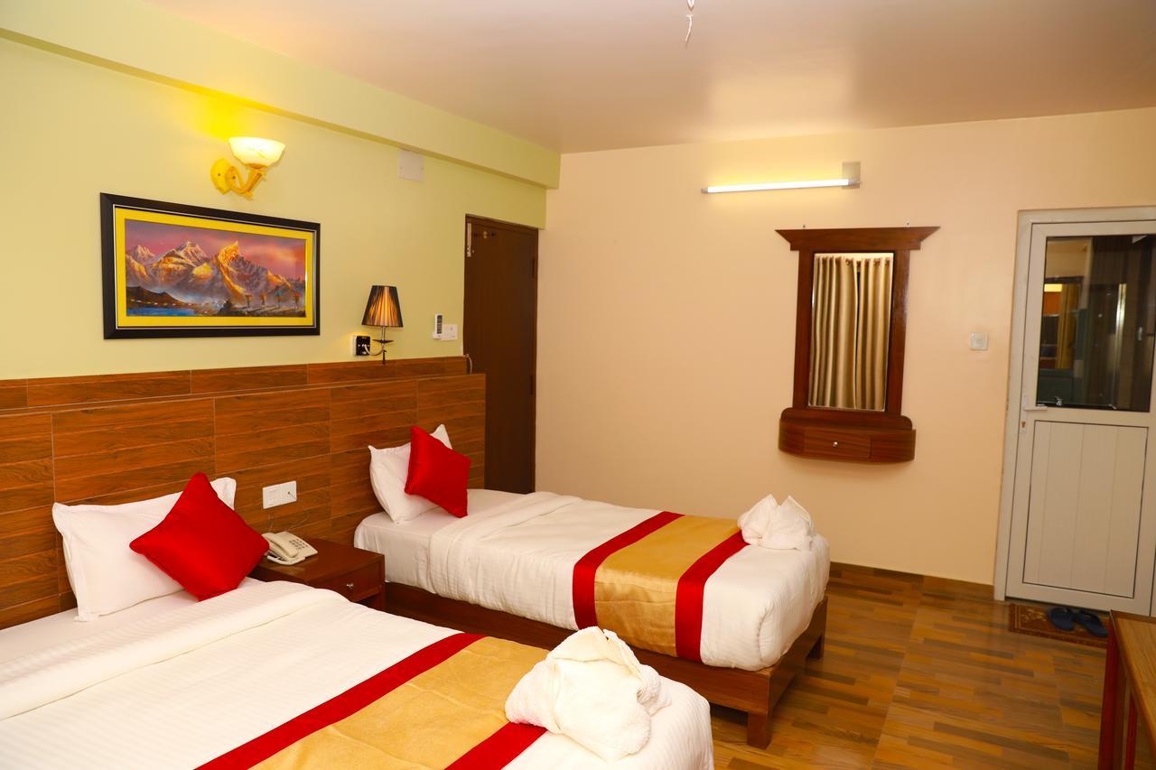 Hotel Guru Pokhara Ngoại thất bức ảnh